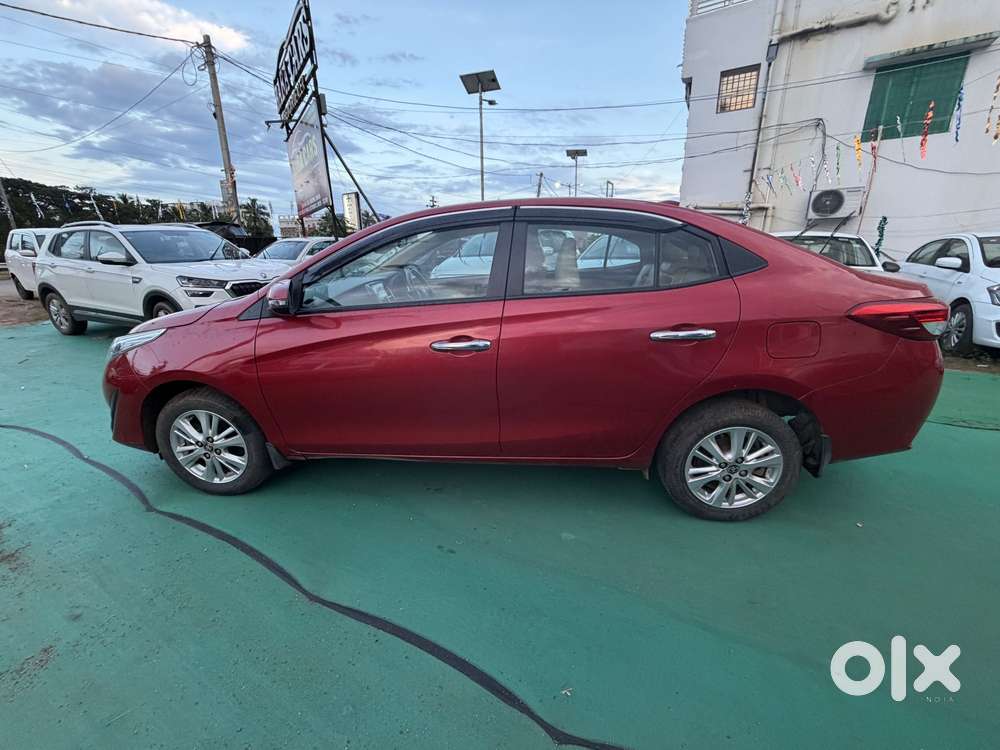 Toyota Yaris Vx Cvt, 2018, Petrol