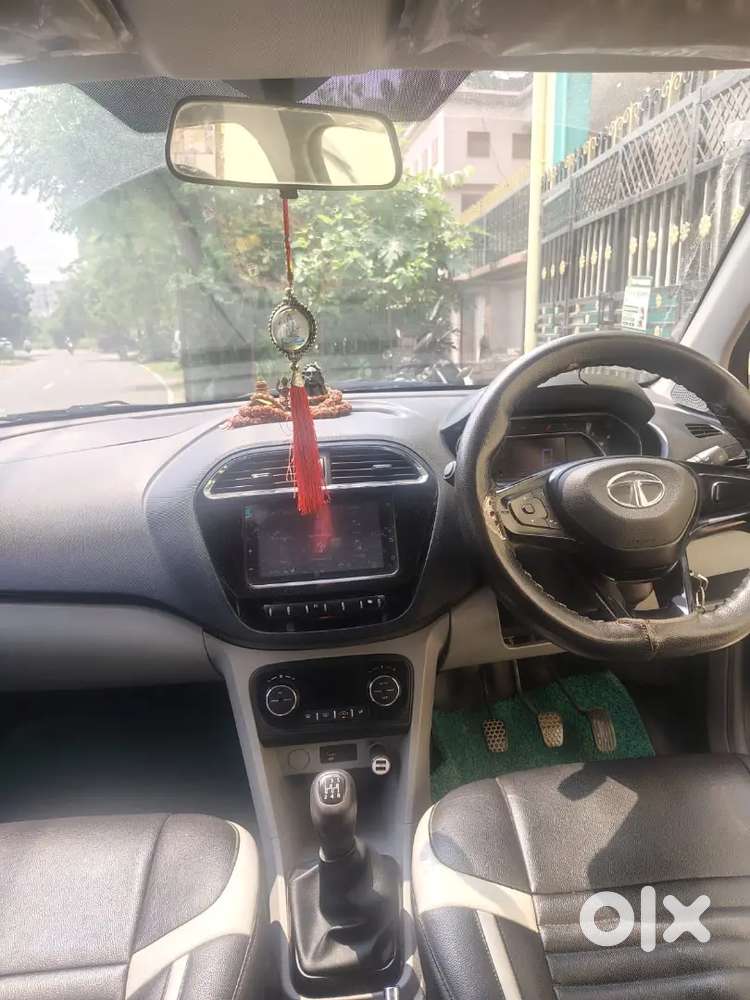 Tata Tiago 1.2 Liter Revetron Engine Top Model Xz+