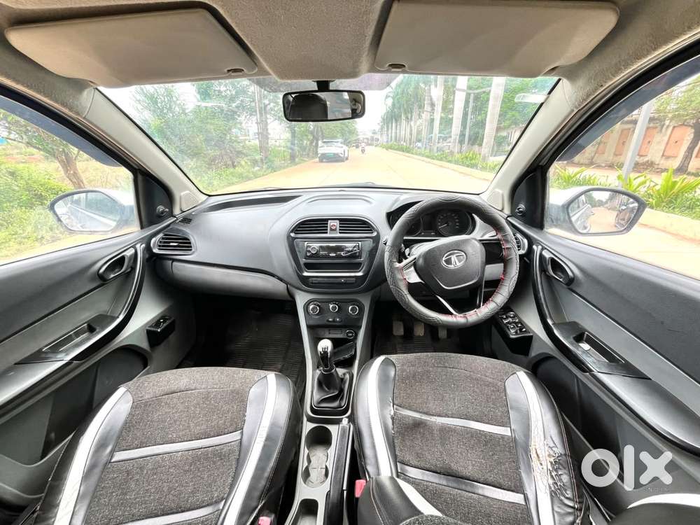 Tata Tigor Xe, 2018, Petrol