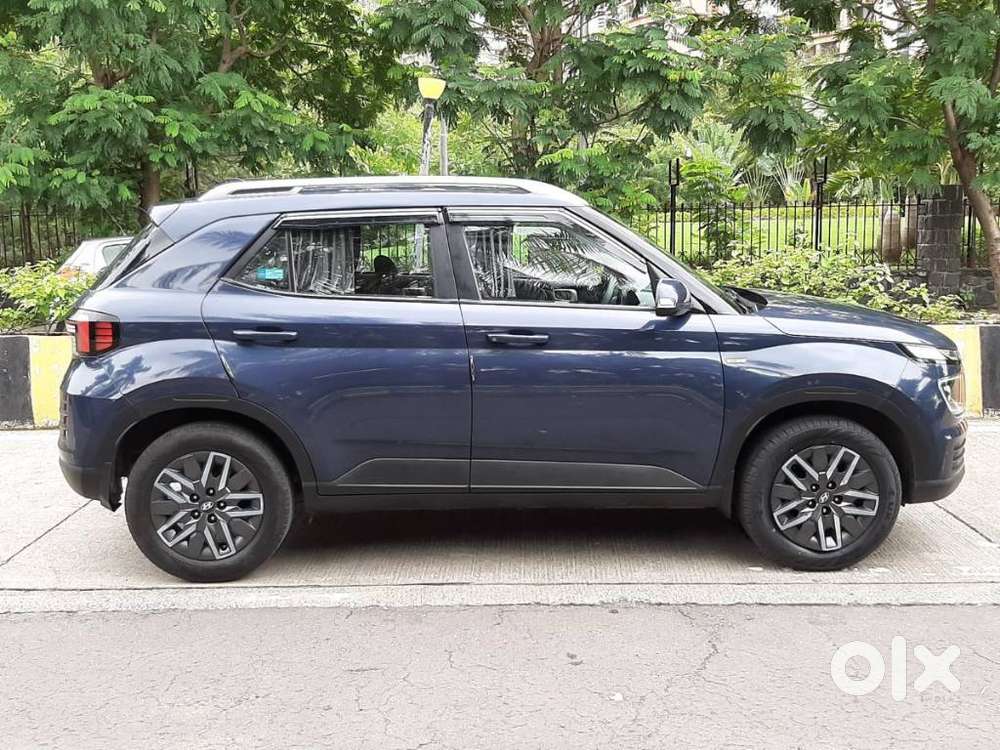 Hyundai Venue 1.0 S (o) Turbo Dct, 2023, Petrol