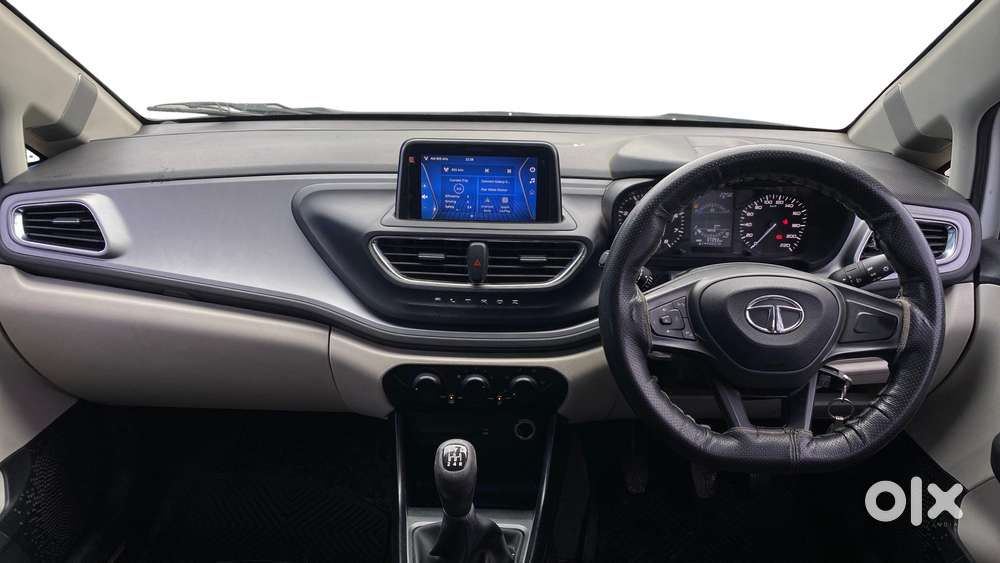 Tata Altroz 1.2 Xm Plus, 2021, Petrol
