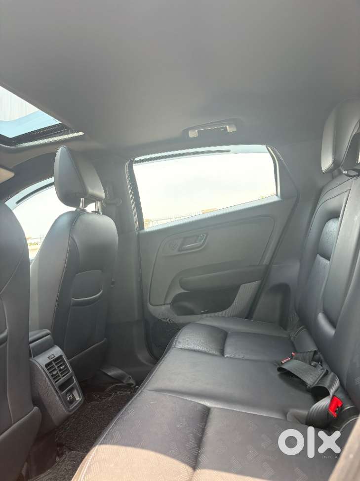 Tata Altroz Xz, 2024, Petrol