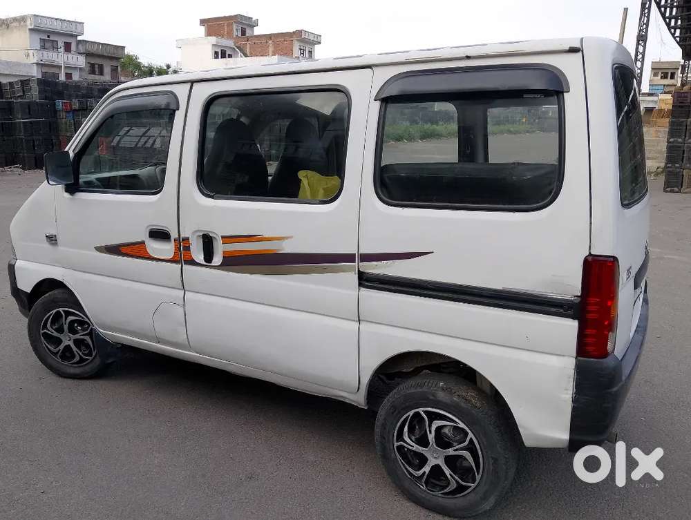 Maruti Suzuki Eeco Ac 2013 Petrol Well Maintained