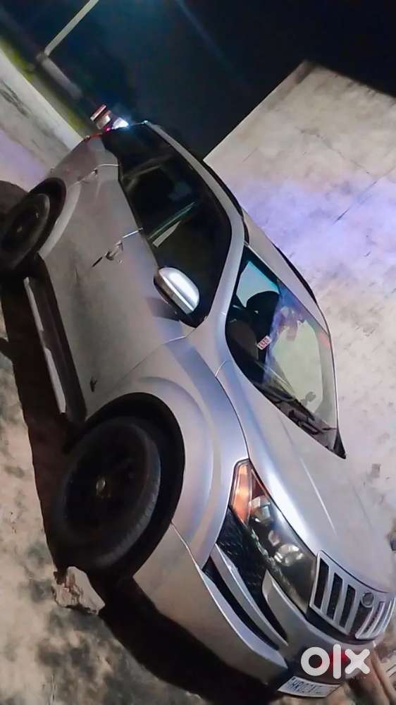 Mahindra Xuv500 2014 Diesel 100000 Km Driven