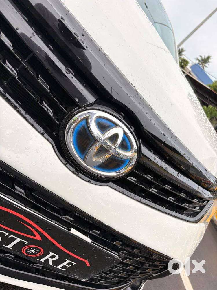 Toyota Camry Hybrid, 2018, Petrol