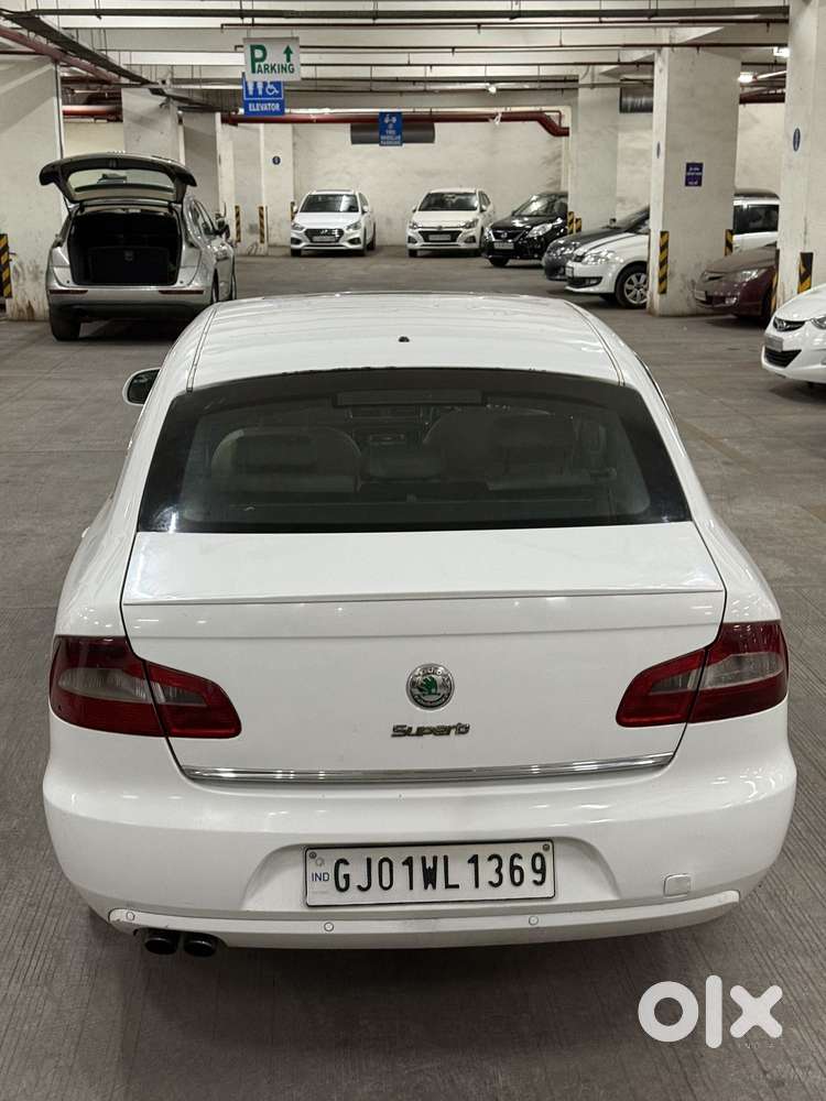 Skoda Superb Style 2.0 Tdi At, 2013, Diesel
