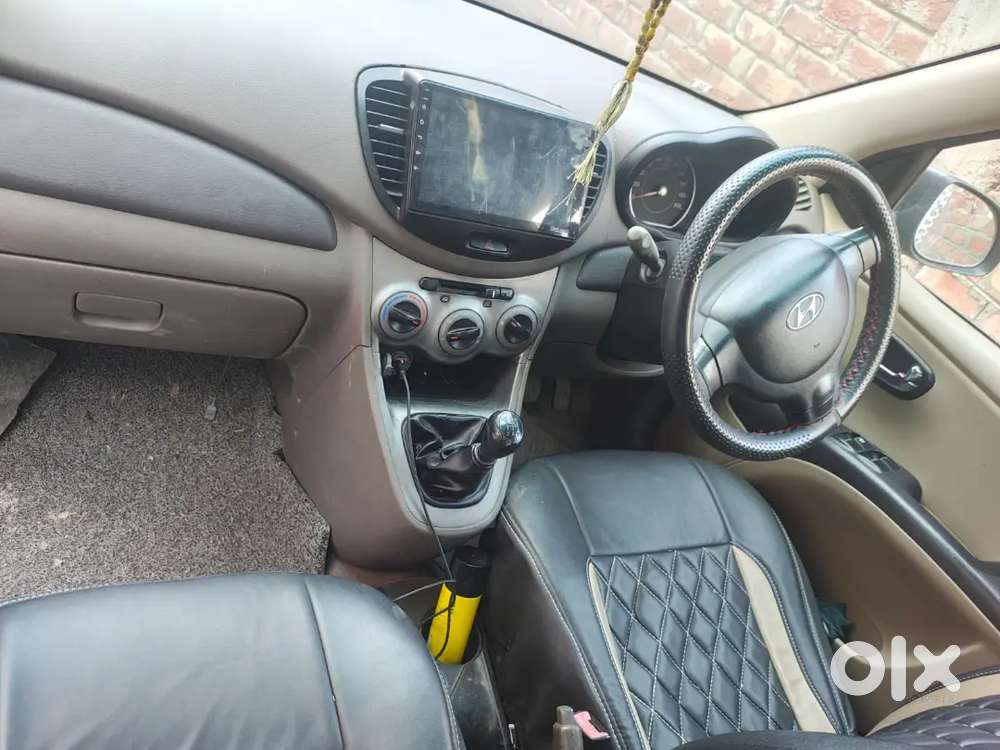 Hyundai I10 2011 मैन्युअल Petrol