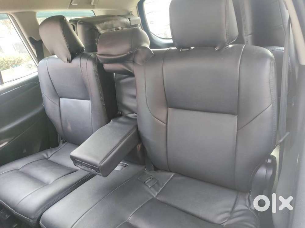 Toyota Innova Crysta [2020-ongoing] 2.7 Gx Mt 8 Str, 2020, Diesel