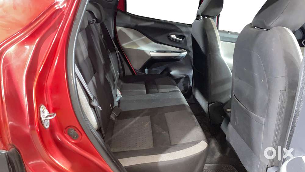 Nissan Magnite Xv Turbo, 2023, Petrol