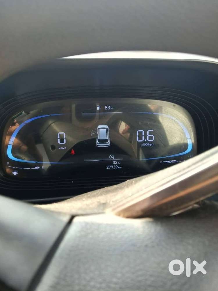 Hyundai Venue Petrol 2025