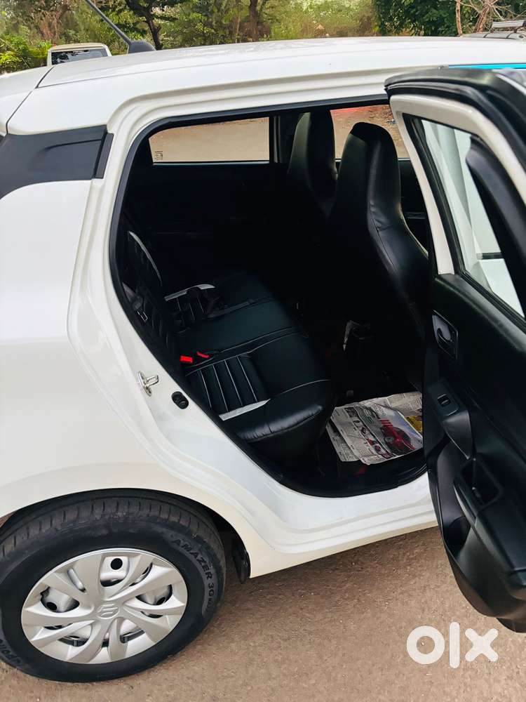 Maruti Suzuki Swift Vxi + Manual, 2021, Petrol