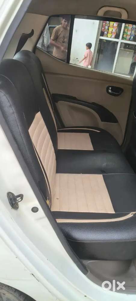 Hyundai I10 Sportz 2012