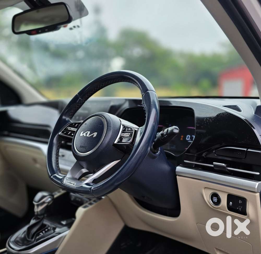 Kia Carens Luxury (o)1.5 Diesel At 7 Str, 2022, Diesel