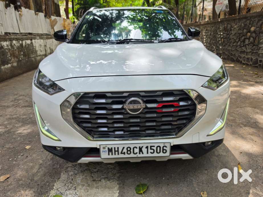 Nissan Magnite Xv Turbo Cvt Red Edition, 2022, Petrol