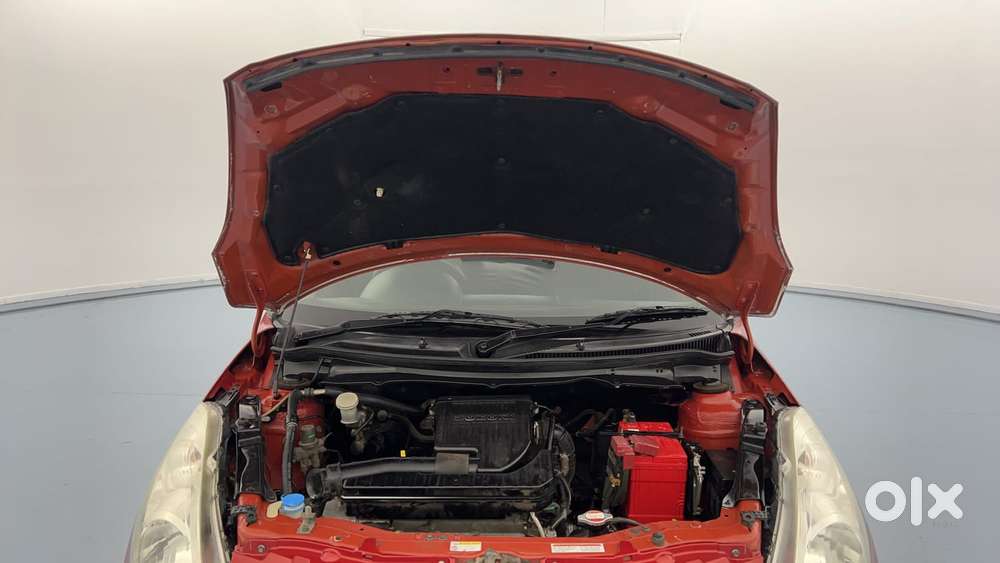 Maruti Suzuki Swift Vvt Vxi, 2014, Petrol