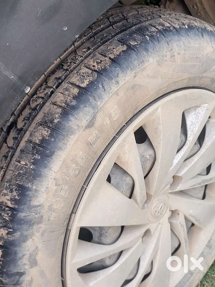 Toyota Glanza 2023 Petrol 33000 Km Driven