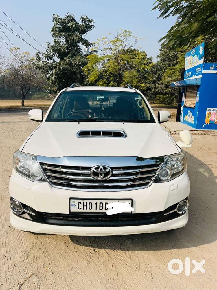 Toyota Fortuner 3.0 4x2 Mt, 2015, Diesel