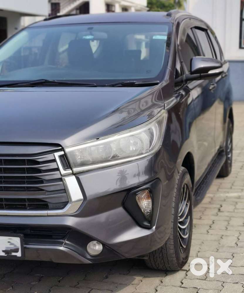 Toyota Innova Crysta 2.4 Gx Mt, 2017, Diesel