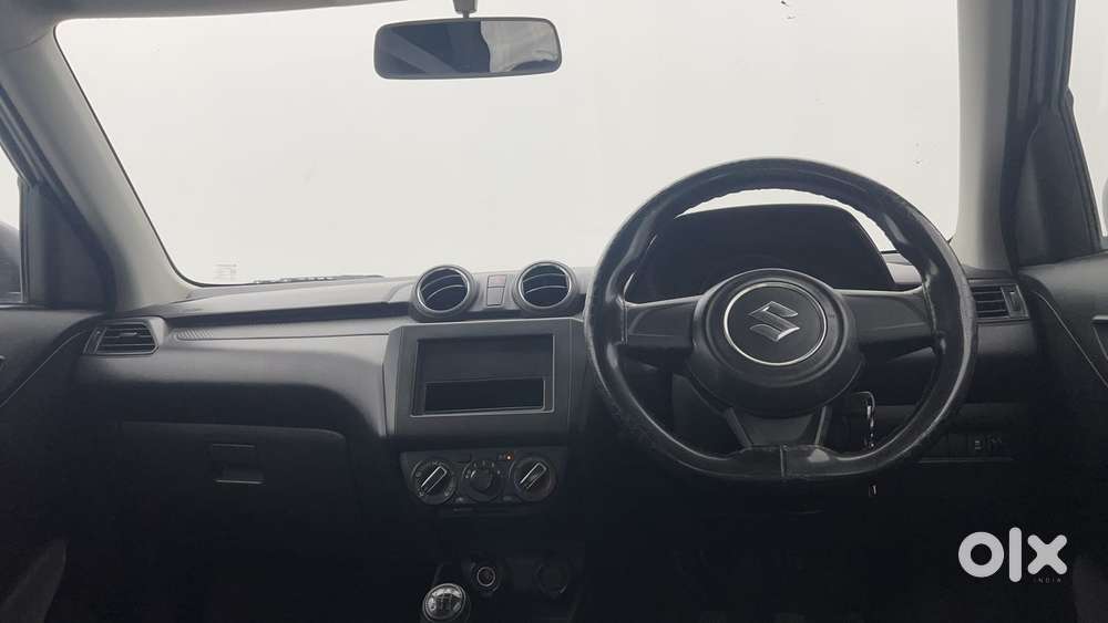 Maruti Suzuki Swift 1.3 Lxi, 2023, Petrol