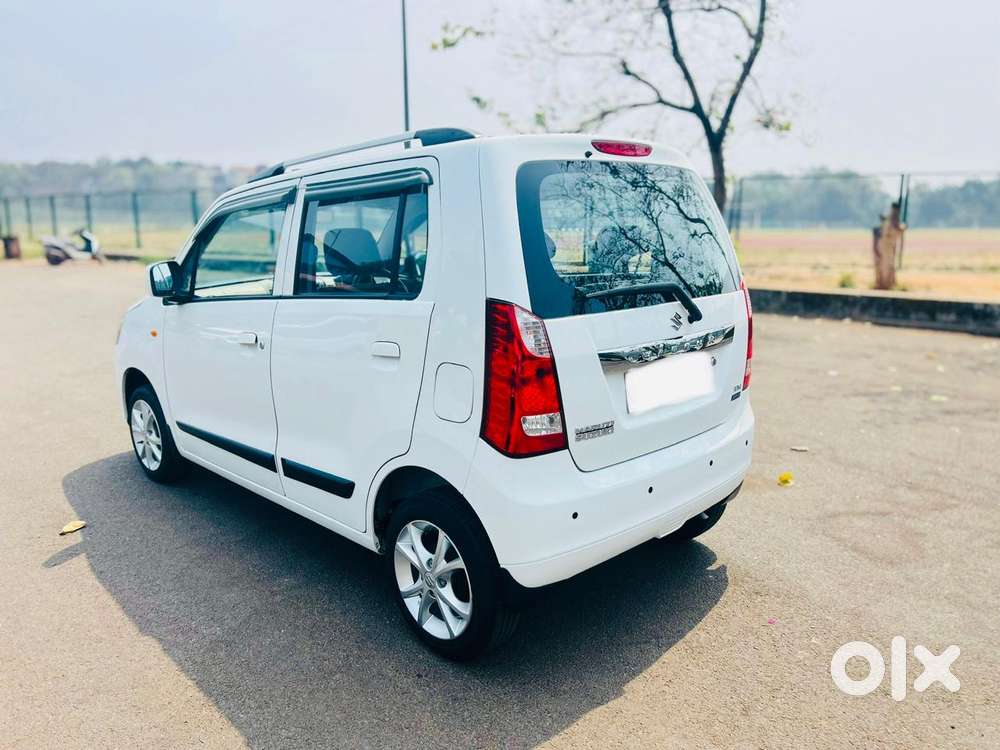 Maruti Suzuki Wagon R 1.0 Vxi Amt, 2017, Petrol