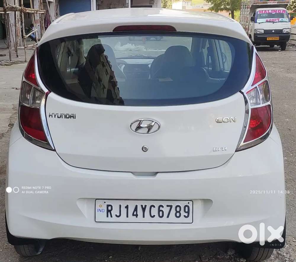 Hyundai Eon Era 2017 Manual Petrol