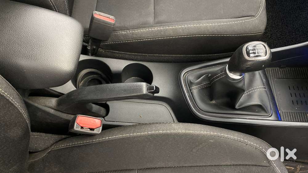 Hyundai New I20 1.2 Asta (o) Mt, 2021, Petrol