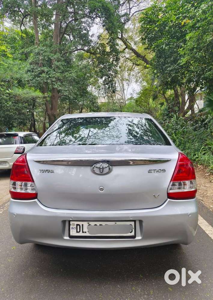 Toyota Etios 2010-2012 V, 2011, Petrol