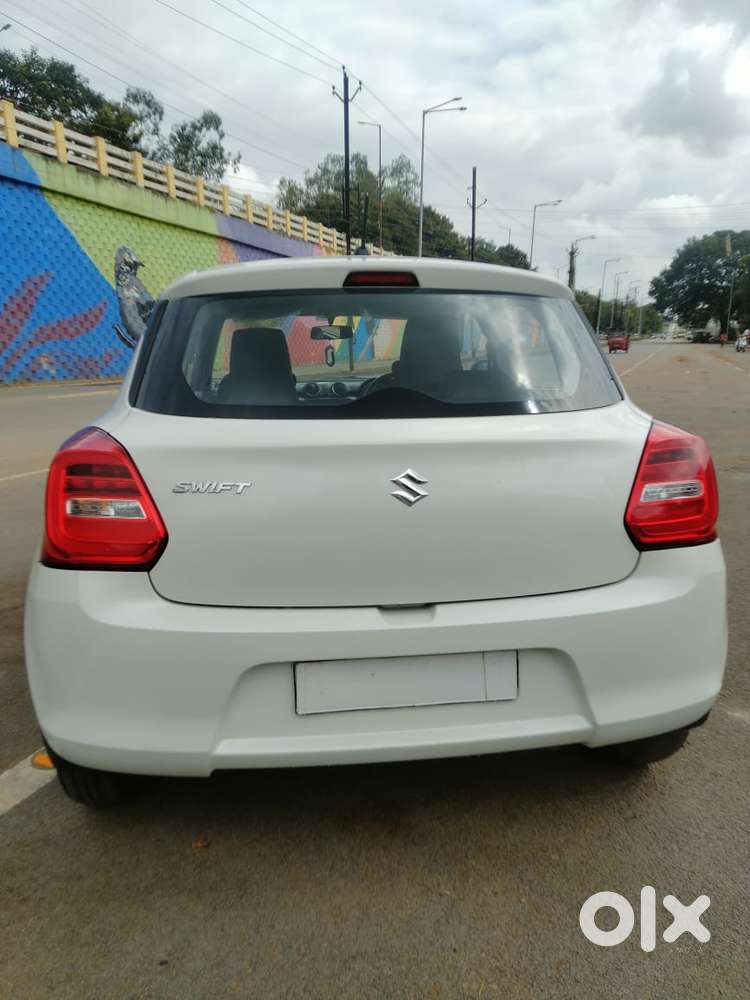 Maruti Suzuki Swift Vxi 1.2 Abs Bs-iv, 2018, Petrol