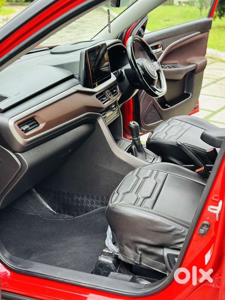 Maruti Suzuki Vitara Brezza Zxi + Amt Dual Tone, 2022, Petrol