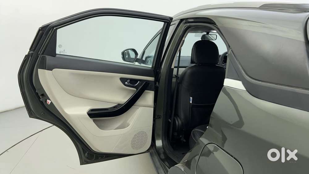 Tata Nexon 1.2 Revotron Xz Plus, 2022, Petrol