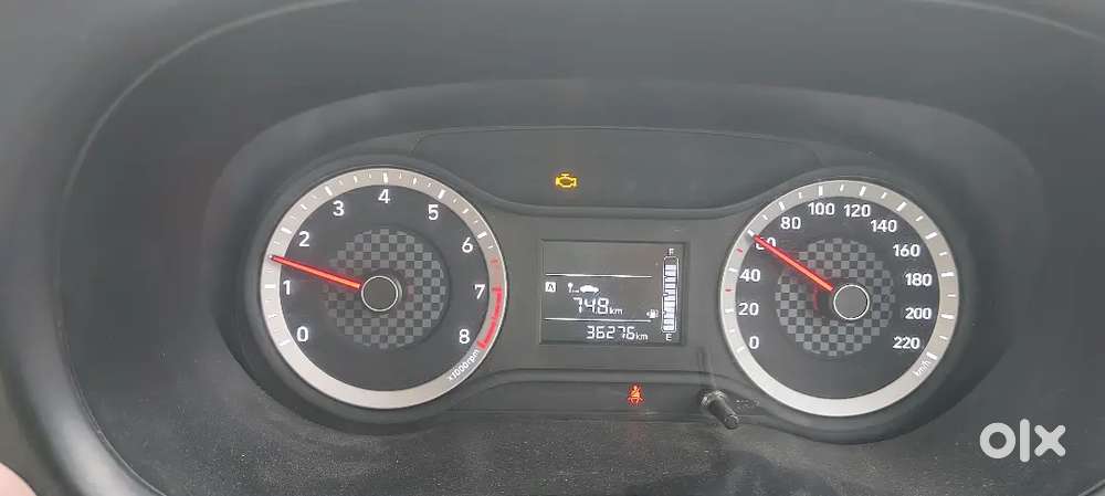 Hyundai Aura 2022 Cng & Hybrids Well Maintained