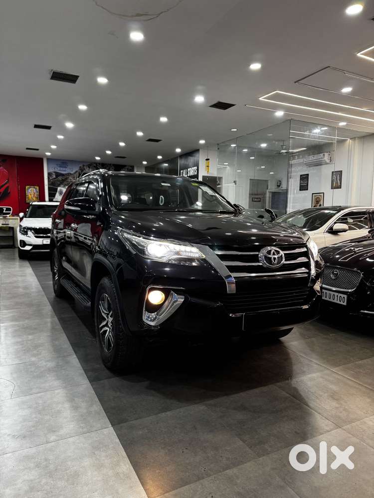 Toyota Fortuner 4x2 At 2.7 Petrol, 2017, Petrol