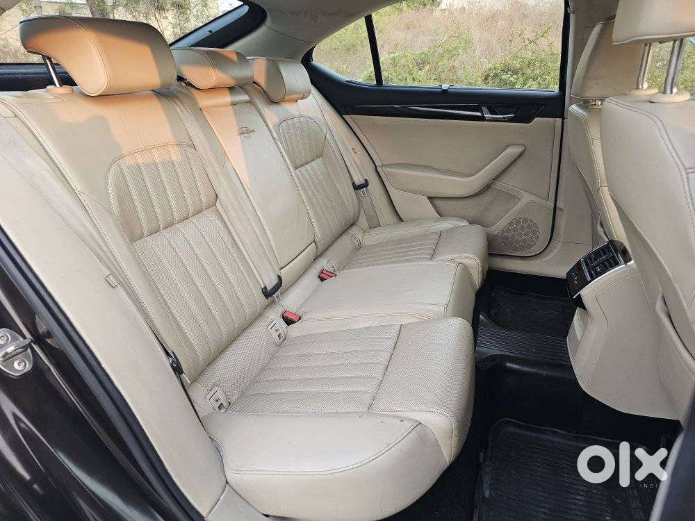 Skoda Superb Elegance Tdi 2.0 At, 2017, Diesel
