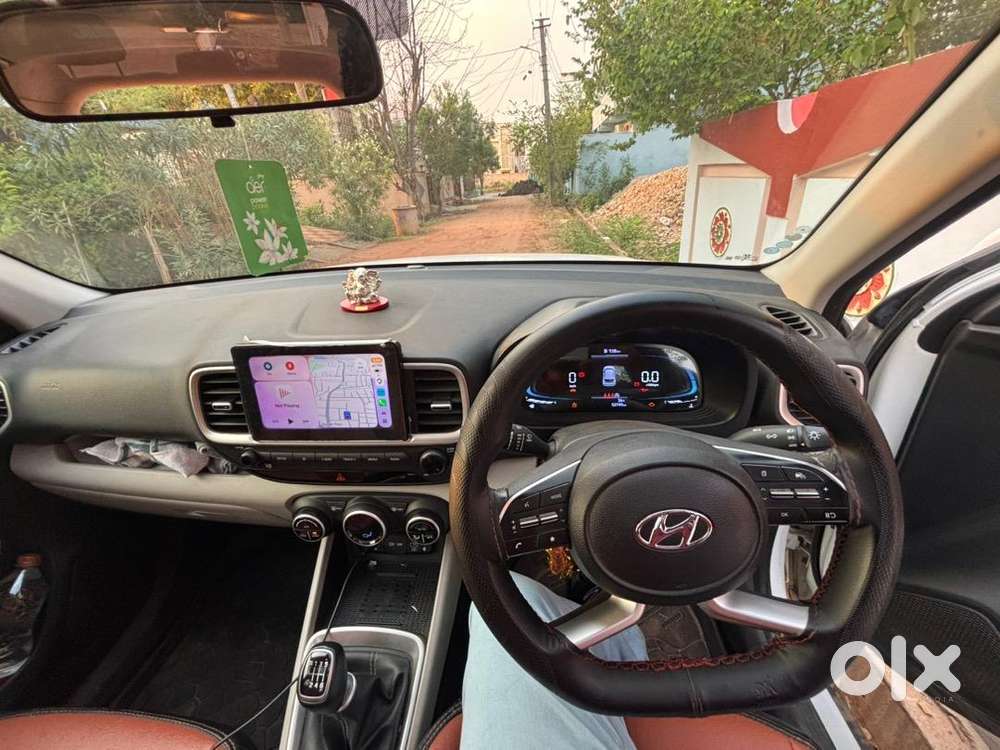 Hyundai Venue 2023 Diesel 55000 Km Driven