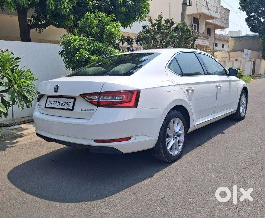 Skoda Superb Lk 1.8 Tsi At, 2020, Petrol