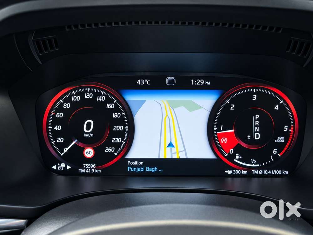 Volvo Xc60 D5 Inscription, 2019, Petrol