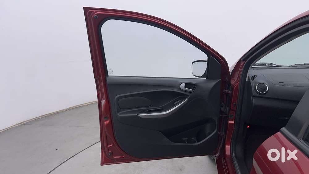 Ford Figo 2012-2015 Petrol Titanium, 2017, Petrol