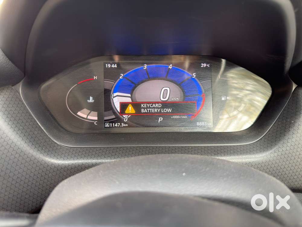 Nissan Magnite 1.0 Xv Premium Turbo Cvt, 2022, Petrol