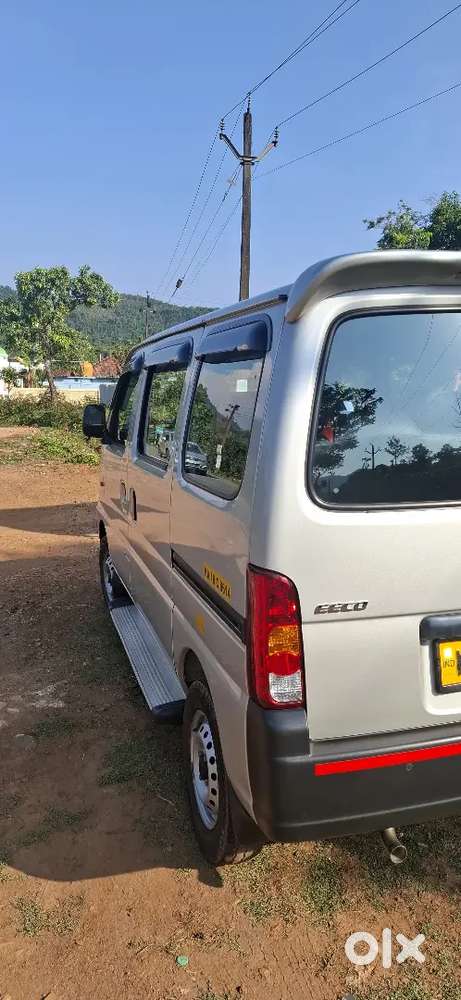Maruti Suzuki Eeco 2023 Petrol Well Maintained