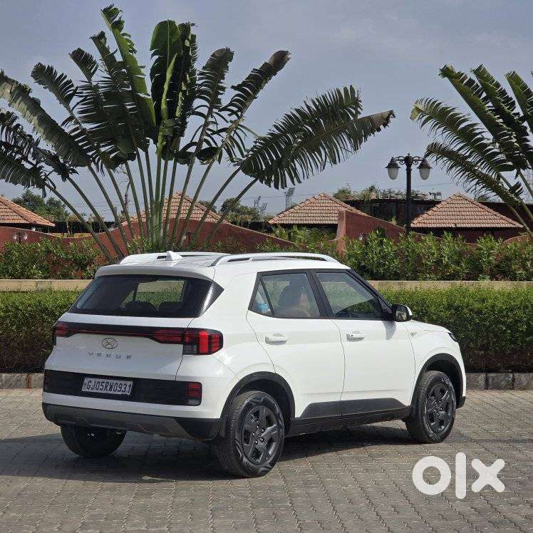 Hyundai Venue S Mt 1.2 Kappa, 2023, Petrol
