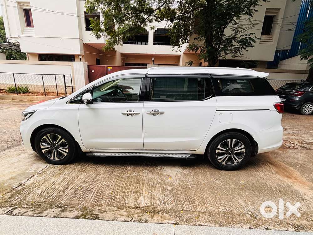 Kia Carnival Limousine Plus 7 Str, 2021, Diesel