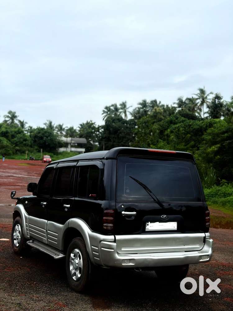 Mahindra Scorpio 2004 Km Driven