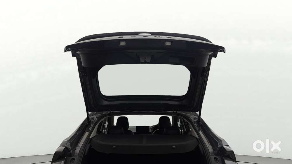 Tata Curvv Pure Plus S 1.2 Revotron Petrol 7dca, 2025, Petrol