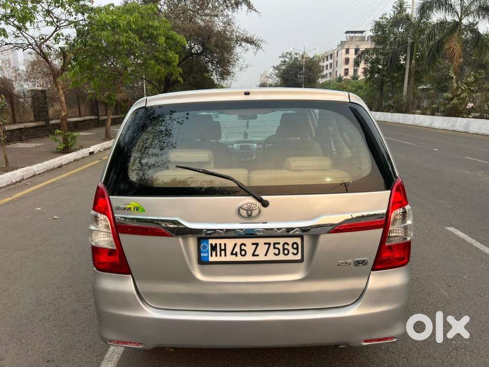 Toyota Innova 2014 Diesel Well Maintained For Sale At Kharghar