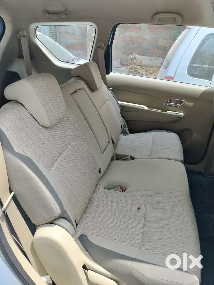 Maruti Suzuki Ertiga Zxi 2022