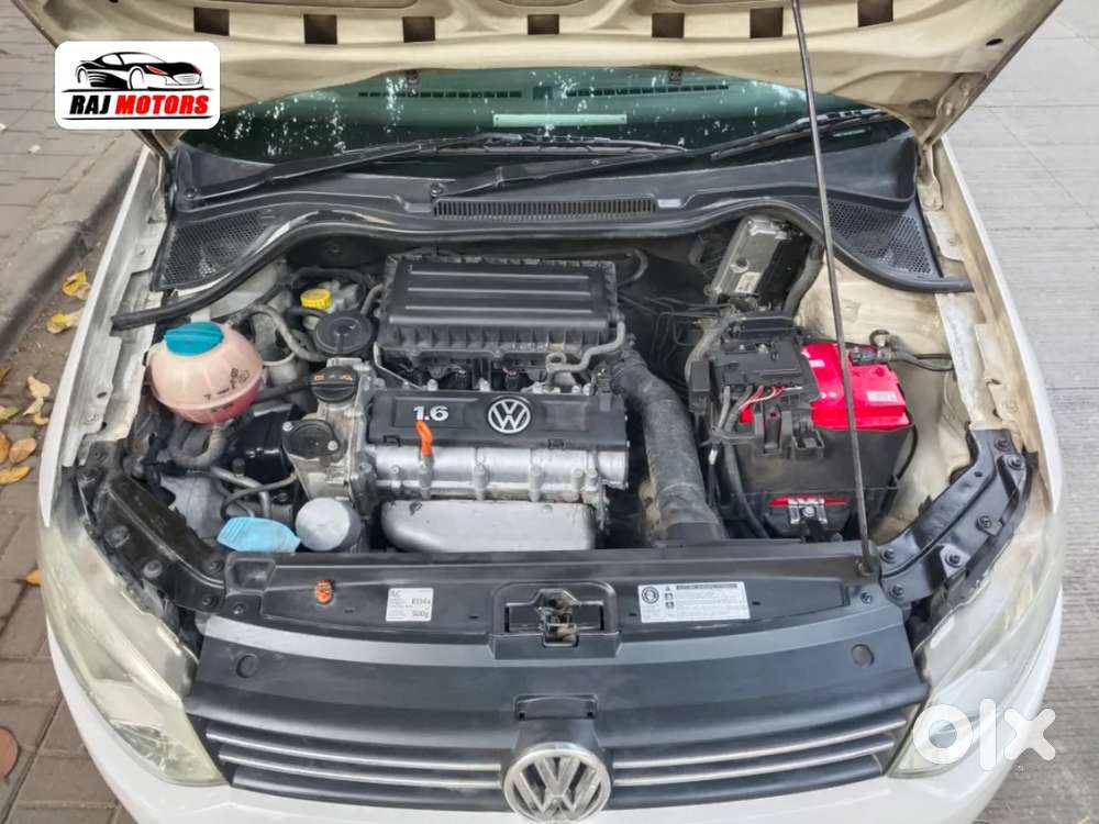 Volkswagen Vento Petrol Highline At, 2011, Petrol