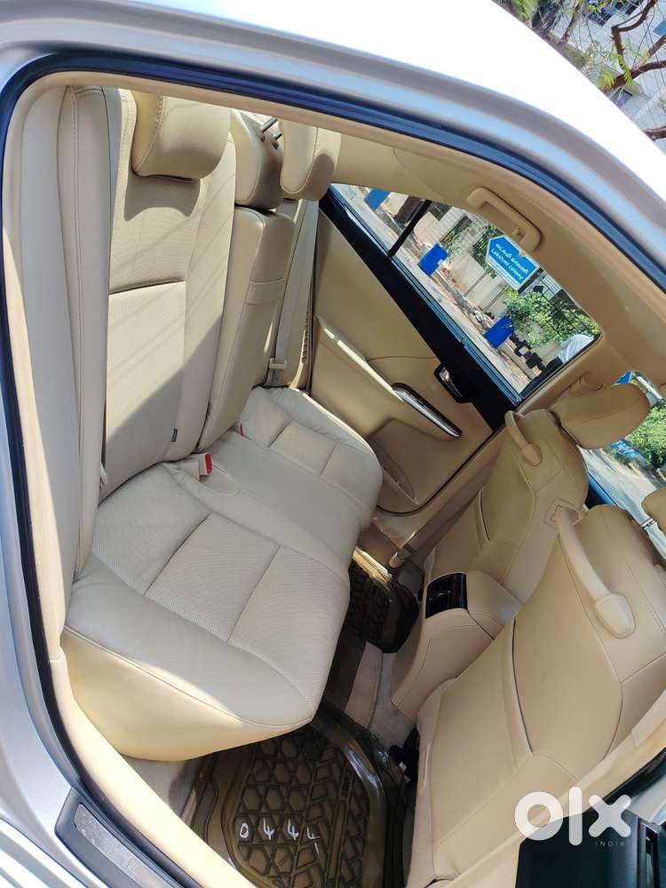Toyota Camry 2.5 Hybrid, 2015, Petrol
