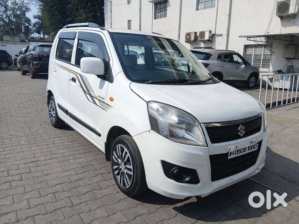 Maruti Suzuki Wagon R Vxi Amt1.2, 2018, Petrol