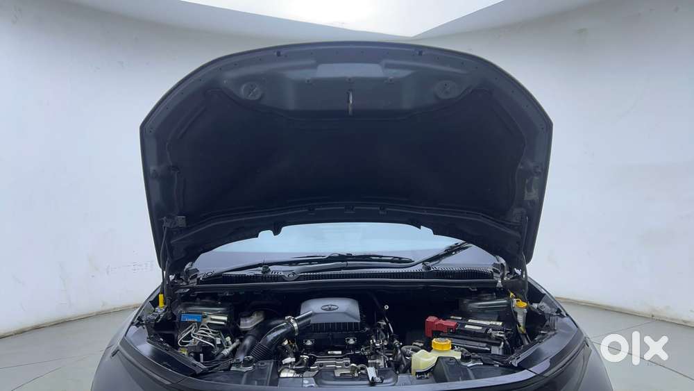 Tata Nexon Creative Plus 1.2 Revotron Petrol 7dca Dt, 2023, Petrol
