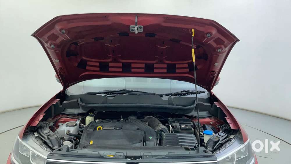 Volkswagen Taigun Gt Plus 1.5 Mt (electric Seats), 2022, Petrol